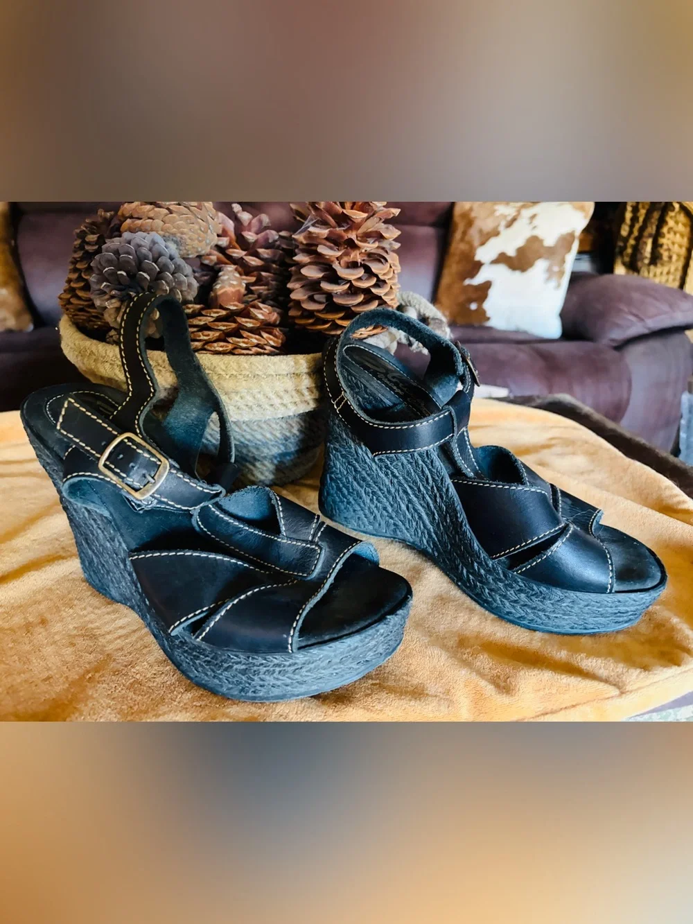 SBICCA VINTAGE COLLECTION SANDALS - 4.5” HEEL WITH 1” PLATFORM BLACK SIZE 7 NICE